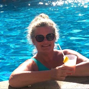 Meet your Posher, Brandi